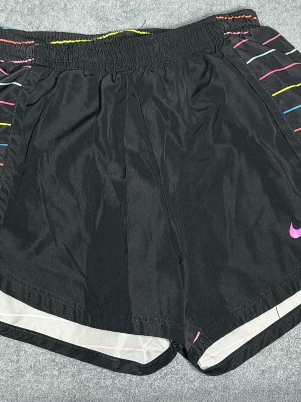 Nike Girls Multicolor Athletic Shorts - Youth Size 5-6 (Pink/Black) - Picture 6 of 9